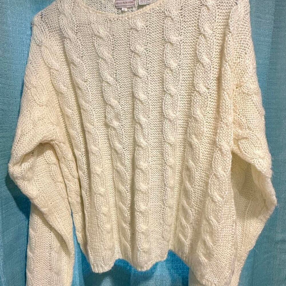 Vintage Jones New York Cream Cable Knit Fuzzy Sweater